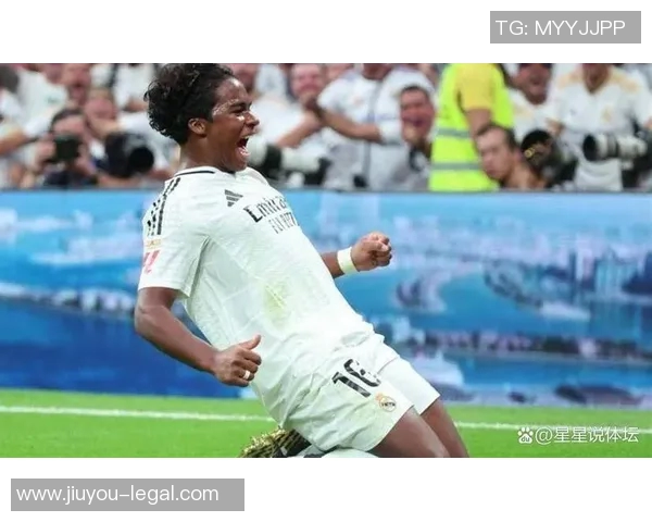 皇马主场大胜里昂四球狂潮补时进球点燃全场激情