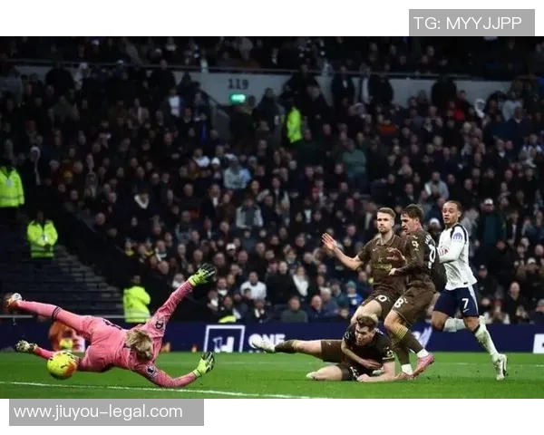 德甲激战莱比锡大胜热刺五球狂潮战术分析引发全场热议