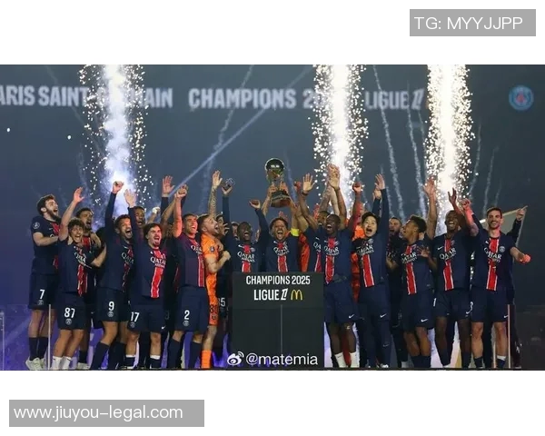 欧联杯激战多特蒙德逆转巴黎圣日耳曼上演帽子戏法震撼全场