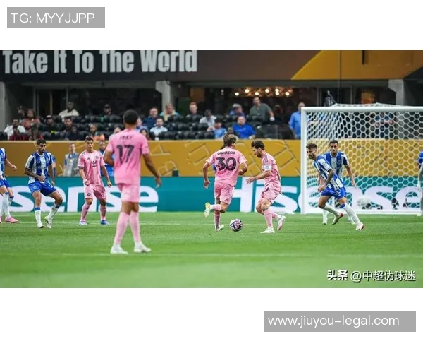 中超联赛惊现冷门拜仁与波尔图战成平局引发转会热议