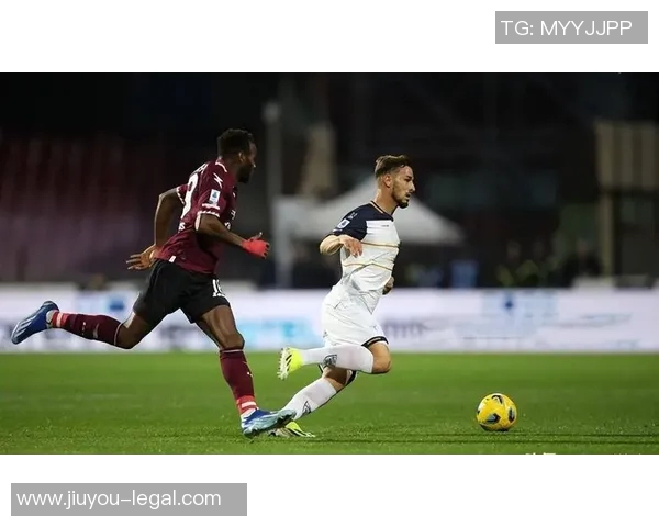 意甲激战曼联大胜巴萨五球狂潮乌龙球瞬间点燃全场热情