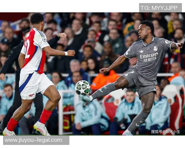 足总杯惊天逆转阿森纳6-2狂胜皇马红牌争议引发全场热议