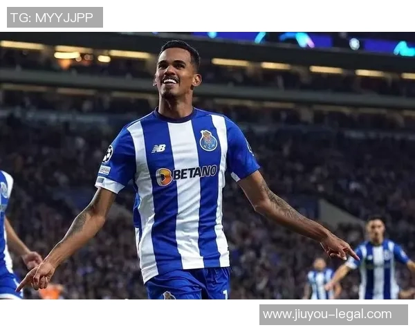 世界杯惊现冷门巴萨与波尔图战成平局引发转会传闻热潮 世界杯惊现冷门巴萨与波尔图战成平局引发转会传闻热潮