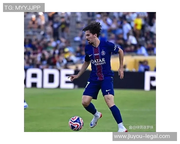 马竞逆袭巴黎圣日耳曼友谊赛小冷门引发全场热烈反响 马竞逆袭巴黎圣日耳曼友谊赛小冷门引发全场热烈反响