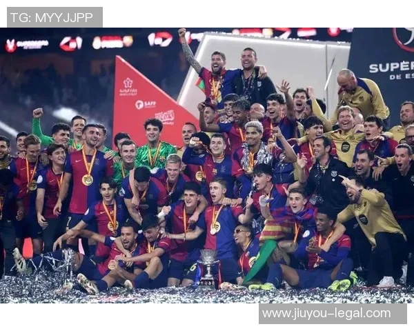 德甲惊天一战拜仁狂胜巴萨五球引发全场沸腾 德甲惊天一战拜仁狂胜巴萨五球引发全场沸腾