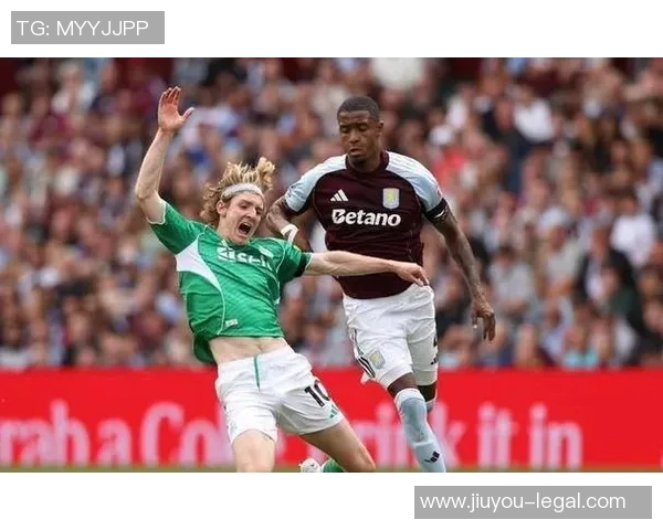 莱比锡与利物浦友谊赛激战四三红牌事件引发全场热议与激情 莱比锡与利物浦友谊赛激战四三红牌事件引发全场热议与激情