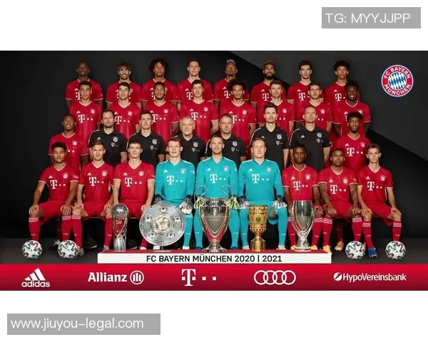 德甲激战：拜仁狂胜巴萨五球大屠杀战术解析与精彩瞬间回顾